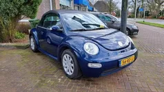 Blauw Gebruikt 2005 VW Beetle Comfortline Cabriolet | € 4.990 (Eerlijke prijs)