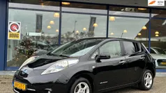 Zwart, metallic lak Gebruikt 2012 Nissan Leaf Base Hatchback | € 4.499 (Eerlijke prijs)
