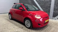 Gebruikt 2022 Fiat 500C Red Cabriolet | € 18.700 (Goede deal)