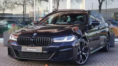 Zwart Gebruikt 2021 BMW 530e M Sport Stationwagen | € 30.900 (Eerlijke prijs)