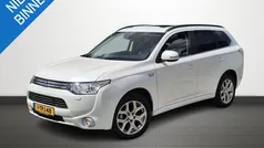 Wit Gebruikt 2014 Mitsubishi Outlander Instyle SUV | € 15.949 (Eerlijke prijs)