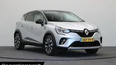 Grijs Gebruikt 2024 Renault Captur Techno SUV | € 28.445 (Eerlijke prijs)