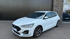 Gebruikt 2022 Ford Focus ST-Line Hatchback | € 22.400 (Eerlijke prijs)