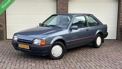 Gebruikt 1989 Ford Escort Hatchback | € 3.450