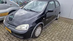 Blauw Gebruikt 2001 Opel Corsa Njoy Hatchback | € 1.250 (Eerlijke prijs)
