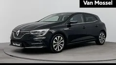 Gebruikt 2021 Renault Mégane IV Edition One Hatchback | € 16.440 (Eerlijke prijs)