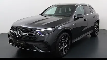 Grijs Occasion 2025 Mercedes GLC300e AMG line SUV | € 74.950 (Eerlijke prijs)