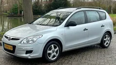 Zilver, metallic lak Gebruikt 2009 Hyundai i30 Active Stationwagen | € 2.950 (Eerlijke prijs)