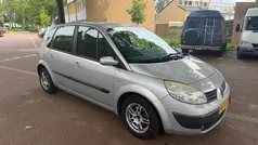 Grijs Gebruikt 2006 Renault Scénic II MPV | € 1.499 (Eerlijke prijs)