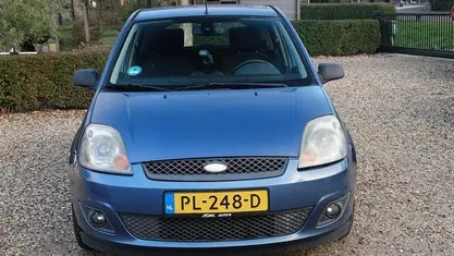 Gebruikt 2006 Ford Fiesta Ghia Hatchback | € 750 (Super prijs)