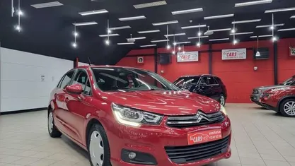 Occasion Citroën C4 Start 2015 Rood Sedan