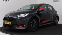 Gebruikt 2022 Toyota Yaris Hybrid Hatchback | € 19.245 (Eerlijke prijs)