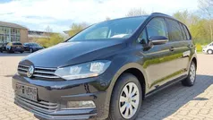 Zwart Gebruikt 2023 VW Touran Comfortline MPV | € 36.941 (Eerlijke prijs)