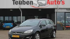 Zwart Gebruikt 2013 Opel Astra Cosmo Stationwagen | € 4.485 (Goede deal)