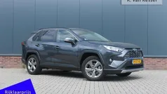 Grijs Gebruikt 2020 Toyota RAV4 SUV | € 31.990 (Eerlijke prijs)