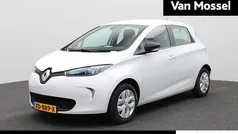 Wit Gebruikt 2019 Renault Zoe Life Hatchback | € 9.430 (Eerlijke prijs)