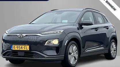 Dark knight pearl (yg7) Occasion 2020 Hyundai Kona SUV | € 16.940 (Eerlijke prijs)