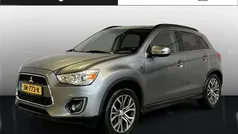 Grijs (metallic) Gebruikt 2016 Mitsubishi ASX Intense SUV | € 10.950 (Goede deal)