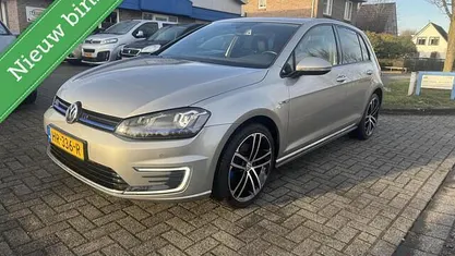 Occasion 2015 VW Golf VII GTE Hatchback | € 10.450 (Goede deal)