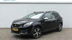 Zwart Gebruikt 2018 Peugeot 2008 Allure SUV | € 10.950 (Eerlijke prijs)