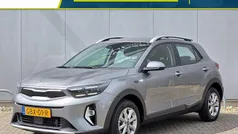 Grijs Gebruikt 2024 Kia Stonic SUV | € 23.675 (Eerlijke prijs)