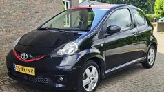 Zwart Gebruikt 2007 Toyota Aygo Sport Hatchback | € 2.499 (Eerlijke prijs)