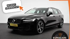 Gebruikt 2021 Volvo V60 R-Design Stationwagen | € 35.490 (Eerlijke prijs)
