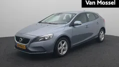 Blauw Gebruikt 2016 Volvo V40 Stationwagen | € 15.940 (Eerlijke prijs)