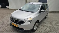 Grijs Gebruikt 2013 Dacia Lodgy Prestige MPV | € 2.295 (Eerlijke prijs)