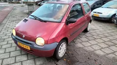 Rood Gebruikt 2000 Renault Twingo Hatchback | € 999 (Eerlijke prijs)