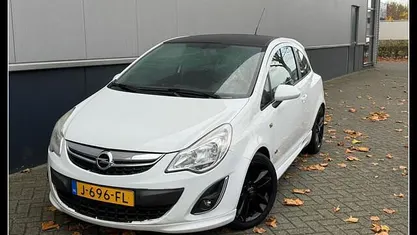 Wit Occasion 2011 Opel Corsa Edition Hatchback | € 3.950 (Eerlijke prijs)