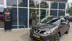 Bruin Gebruikt 2016 Nissan Qashqai Tekna SUV | € 17.900 (Eerlijke prijs)