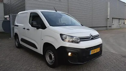 Wit Occasion 2021 Citroën Berlingo MPV | € 10.750 (Goede deal)