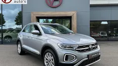 Suv Gebruikt 2024 VW T-Roc Style SUV | € 34.945 (Eerlijke prijs)