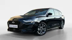 Agate black Gebruikt 2024 Ford Focus ST-Line Stationwagen | € 29.895 (Eerlijke prijs)