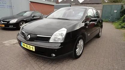 Zwart (metallic) Occasion 2009 Renault Vel Satis Exception Hatchback | € 2.750 (Goede deal)