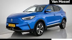 Blauw Gebruikt 2023 MG ZS Luxury Sedan | € 22.495 (Eerlijke prijs)