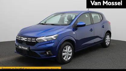 Blauw Occasion 2023 Dacia Sandero Expression Hatchback | € 16.935 (Eerlijke prijs)