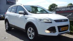 Wit Gebruikt 2015 Ford Kuga Titanium SUV | € 10.950 (Eerlijke prijs)
