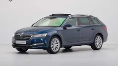 Blauw Nieuw 2024 Skoda Superb Business Line Stationwagen | € 44.940 (Goede deal)