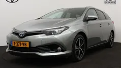 Grijs Gebruikt 2018 Toyota Auris Hybrid Edition Stationwagen | € 17.945 (Eerlijke prijs)