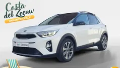 (ud) clear white s Gebruikt 2018 Kia Stonic SUV | € 14.940 (Eerlijke prijs)