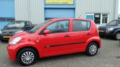 Rood Gebruikt 2006 Daihatsu Sirion Hatchback | € 2.245 (Eerlijke prijs)