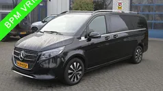 Zwart Gebruikt 2024 Mercedes V300 Avantgarde MPV | € 75.950 (Eerlijke prijs)