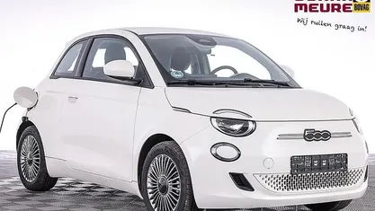 Wit Gebruikt 2023 Fiat 500e Icon Hatchback | € 16.990 (Super prijs)