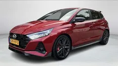 Rood Gebruikt 2024 Hyundai i20 Hatchback | € 34.950 (Eerlijke prijs)