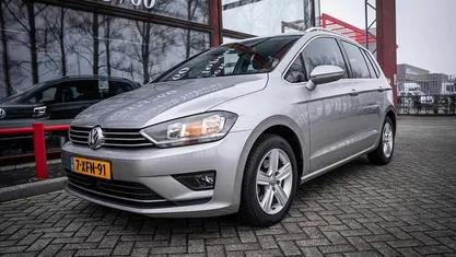 Grijs Occasion 2014 VW Golf Sportsvan Highline MPV | € 13.950 (Eerlijke prijs)