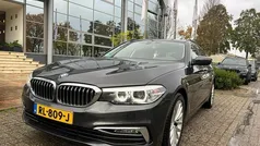 Grijs Gebruikt 2018 BMW 520 Executive Stationwagen | € 19.900 (Eerlijke prijs)