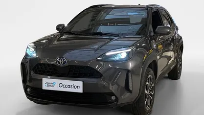 Grijs Occasion 2023 Toyota Yaris Cross SUV | € 25.945 (Eerlijke prijs)