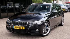 Zwart Gebruikt 2018 BMW 330 M Sport Stationwagen | € 18.950 (Eerlijke prijs)